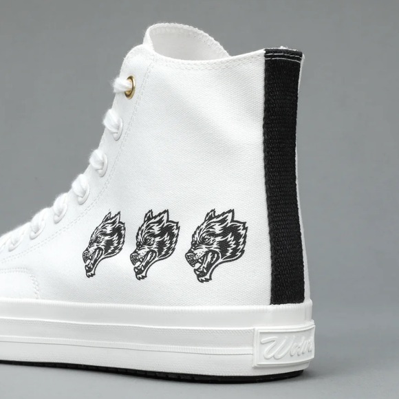 WOLVES FOREVER WALK 1-DIOS HIGH TOP SHOE IN OFF WHITE/BLACK - Picture 7 of 8